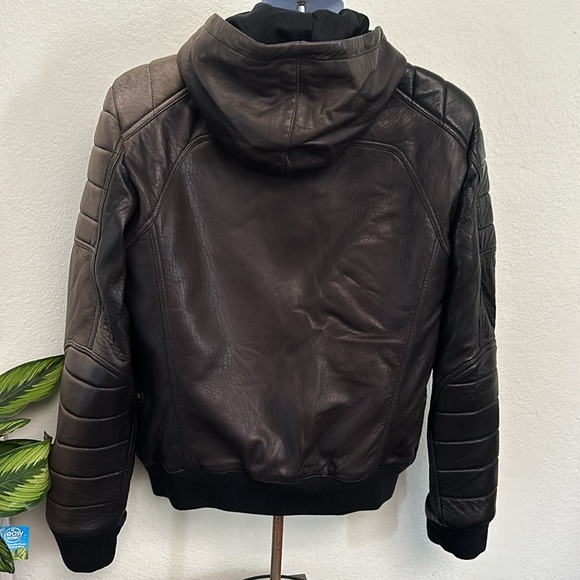 Balmain leather jacket. Size 52. Discolored on one side - Picture 6 of 12